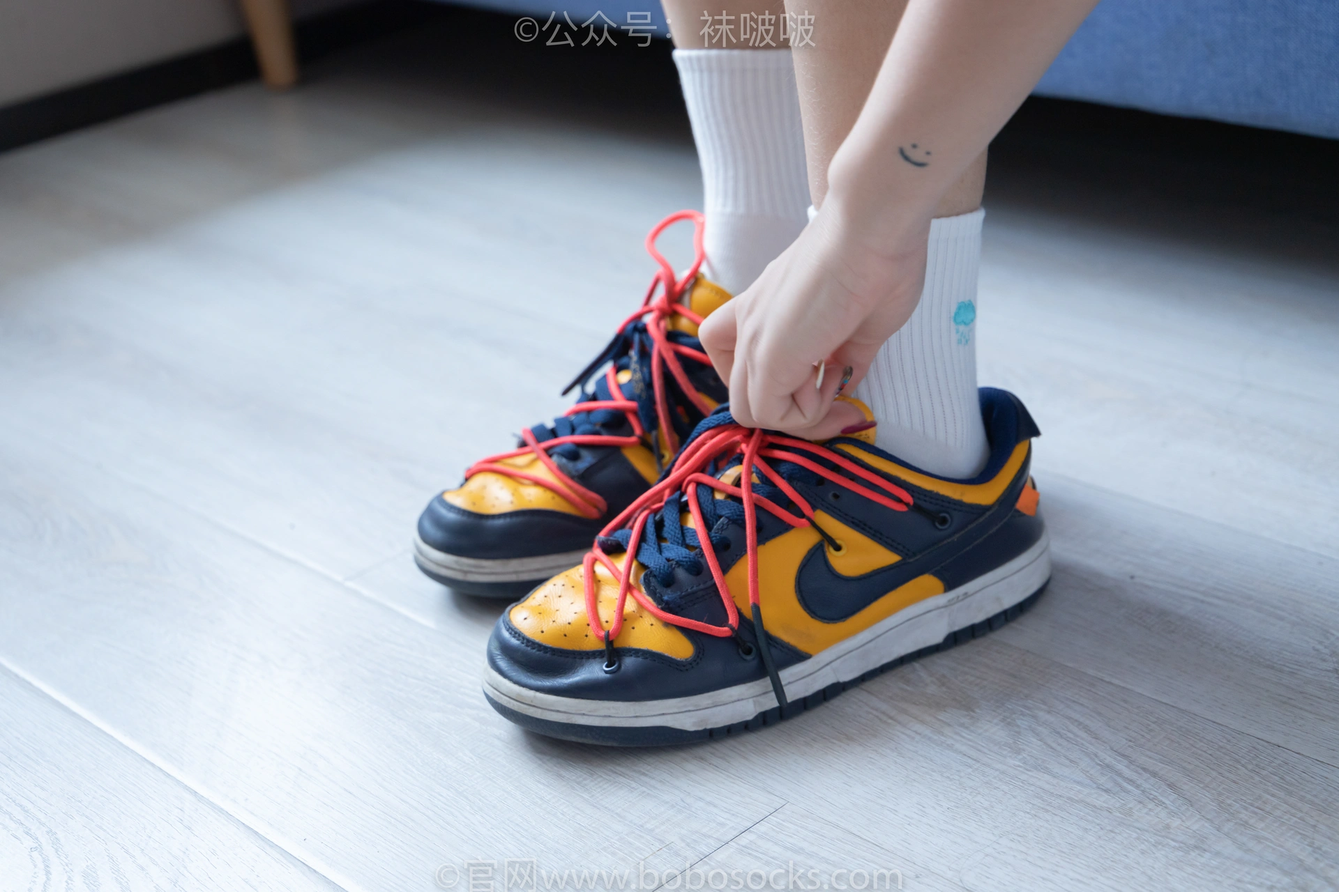 [BoBoSocks袜啵啵]NO.009 果冻-耐克板鞋、白棉袜、裸足 2