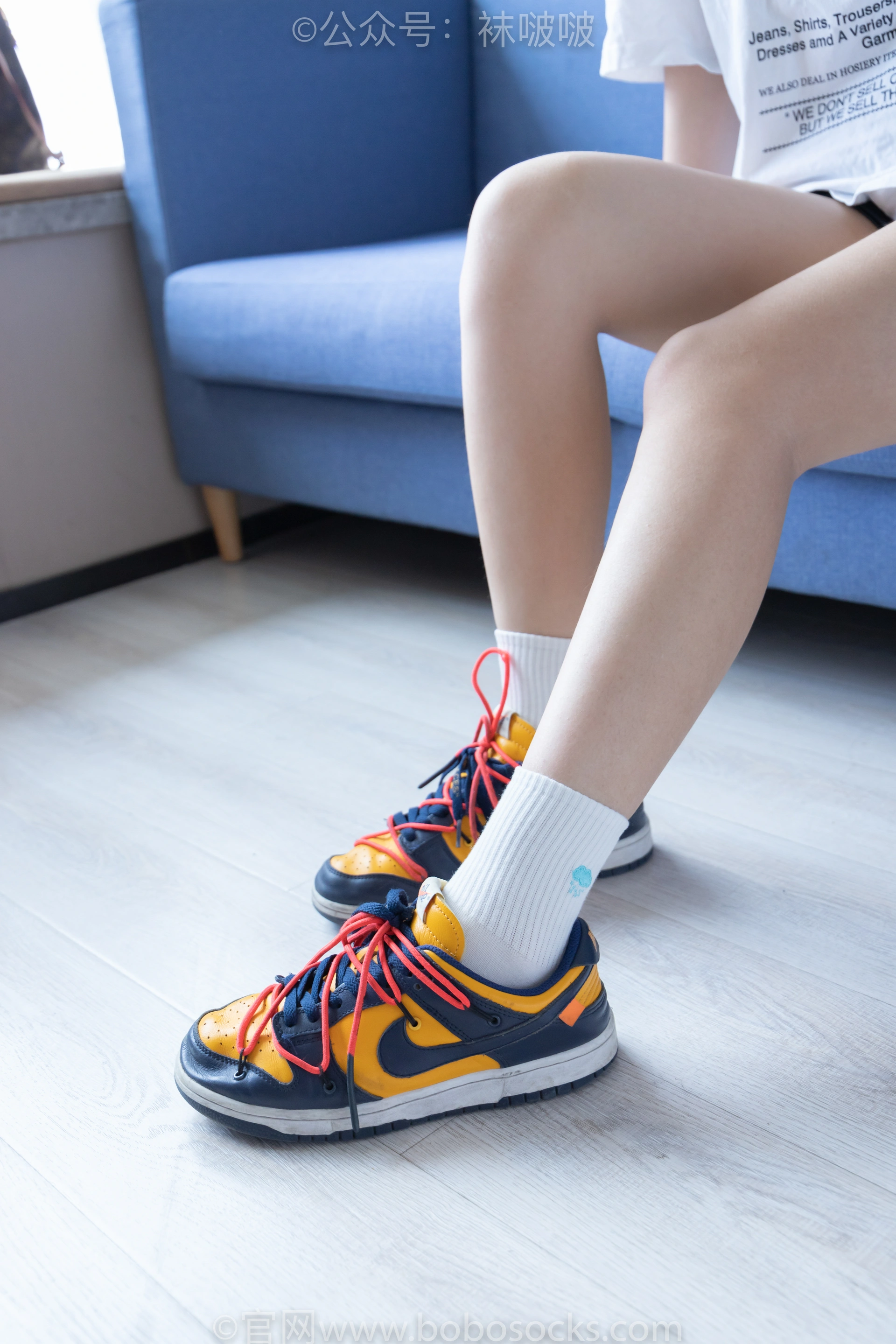 [BoBoSocks袜啵啵]NO.009 果冻-耐克板鞋、白棉袜、裸足 3